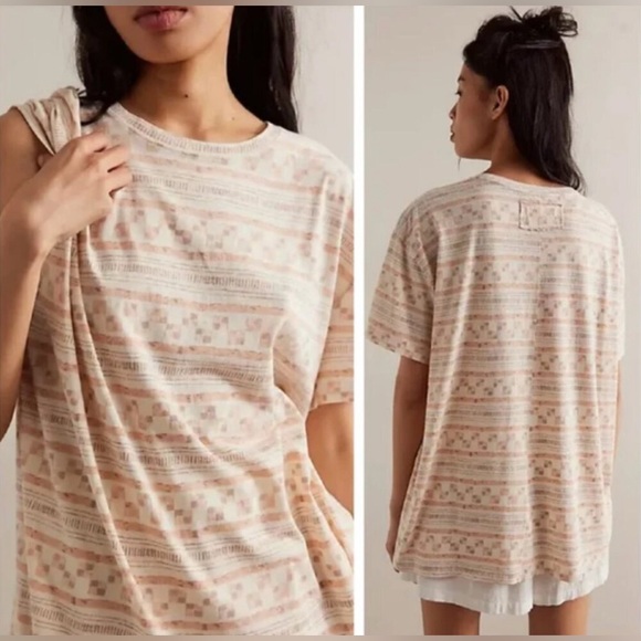 We The Free Tops - We The Free Printed Nina Top Short Sleeve Size Small